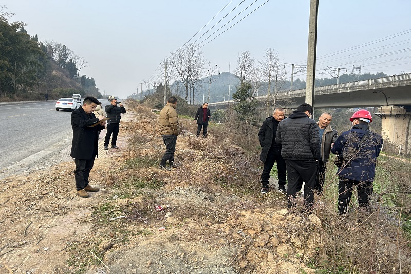 ��ǰ�ɡ�ץ���ɡ���ѧ��  �ɳ�������ʱ�������ǲ������ٶȡ�