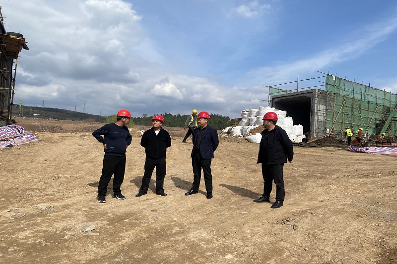 ƴ�������������ک�����ΰ��ս�ڽ���Ŀ