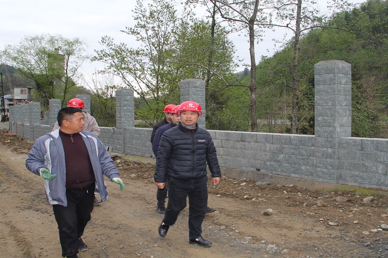 ƴ�������������ܩ�����ΰ���н�ǰ���