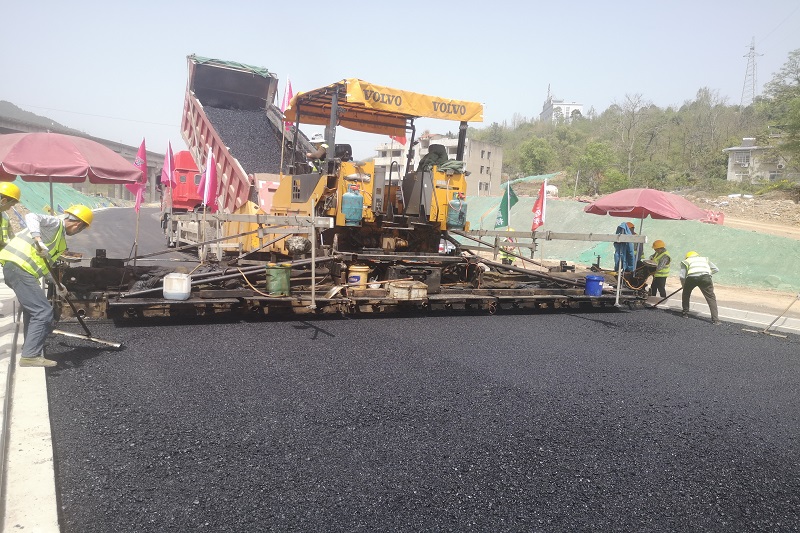 ƴ��������������ح������ʱ�������ǲ����������ֹ�˾��ʽ��Ӫ