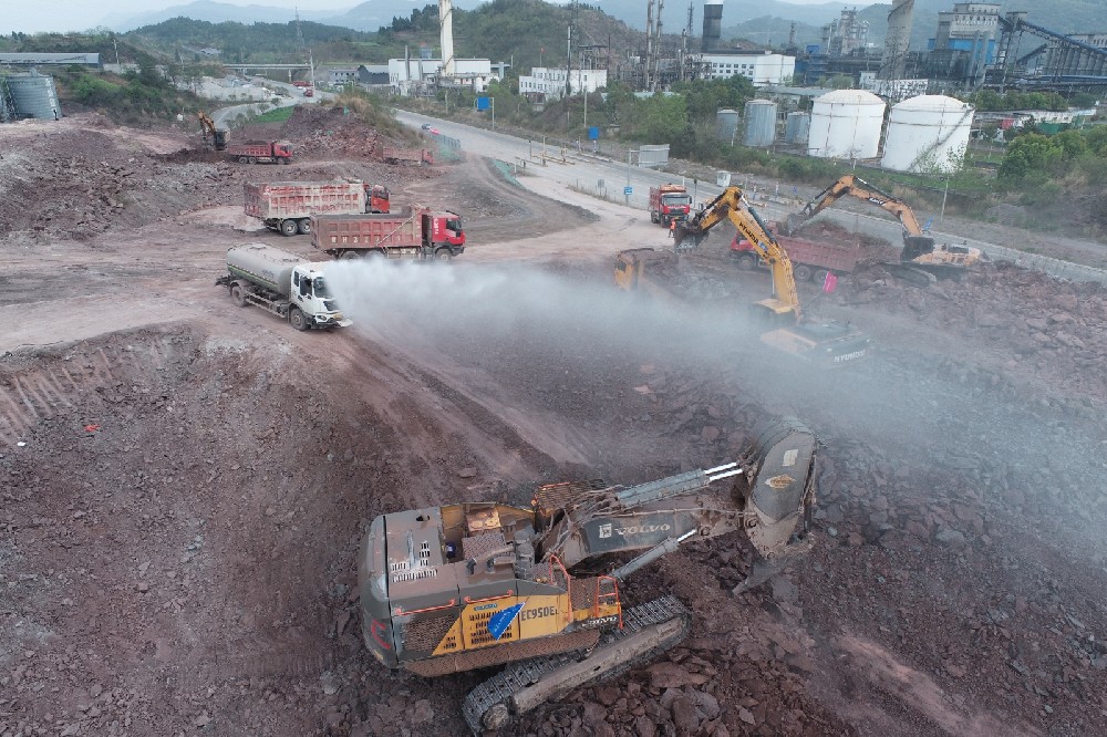 �������������������ڽ���æ��