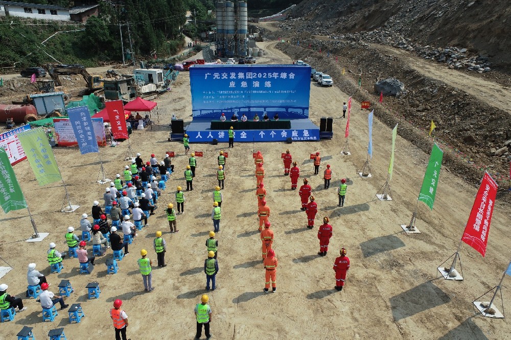 �ڡ�ģ�����顱�����조һ��������|������ʱ�������ǲ�����������չ����Ӧ���ۺ�����